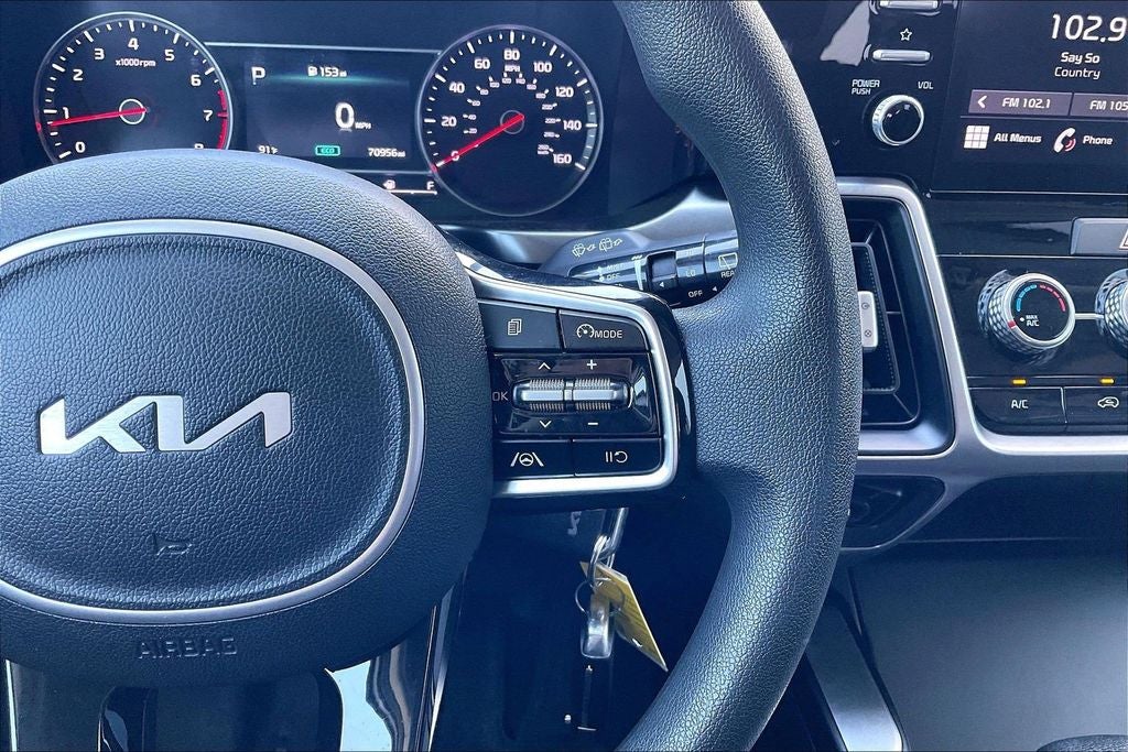 2022 Kia Sorento LX