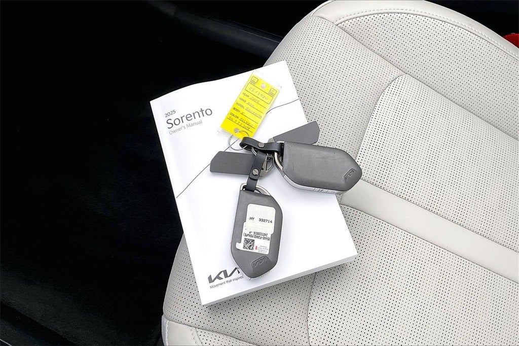 2025 Kia Sorento S