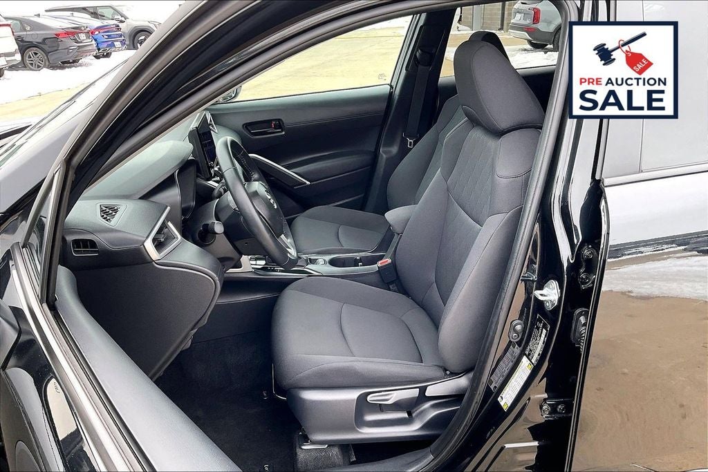 2025 Toyota Corolla Cross LE