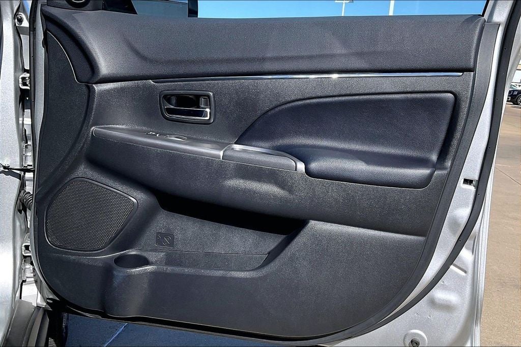 2025 Mitsubishi Outlander Sport 2.0 SE
