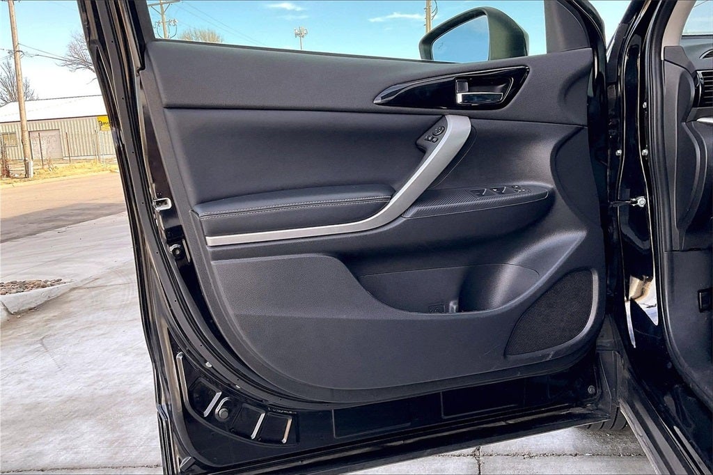 2025 Mitsubishi Eclipse Cross SE