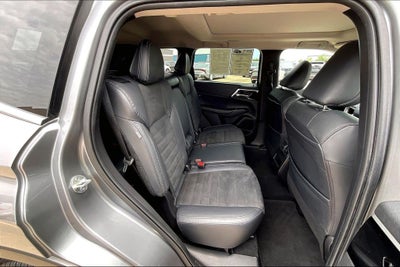 2022 Mitsubishi Outlander SE