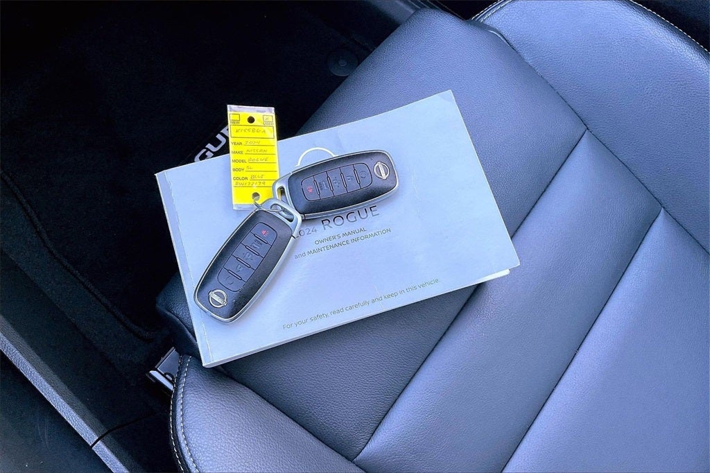 2024 Nissan Rogue SL