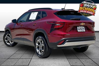 2025 Chevrolet Trax LT