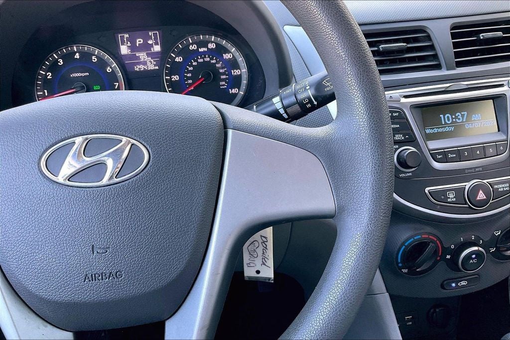 2017 Hyundai Accent SE