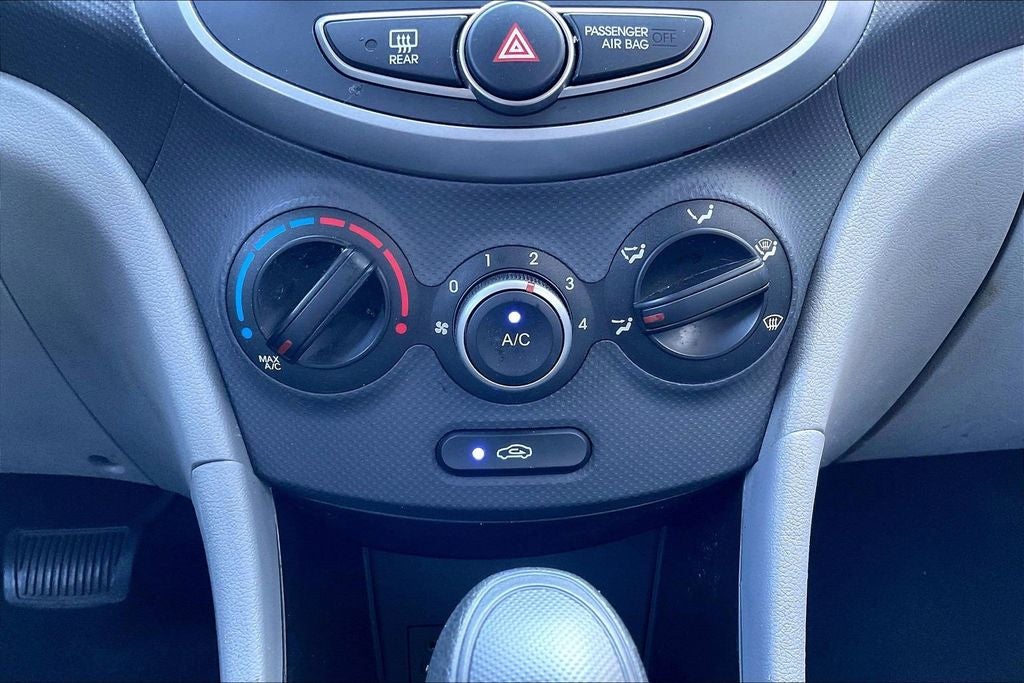 2017 Hyundai Accent SE