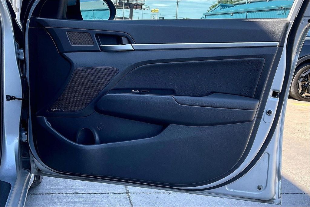 2020 Hyundai Elantra Limited
