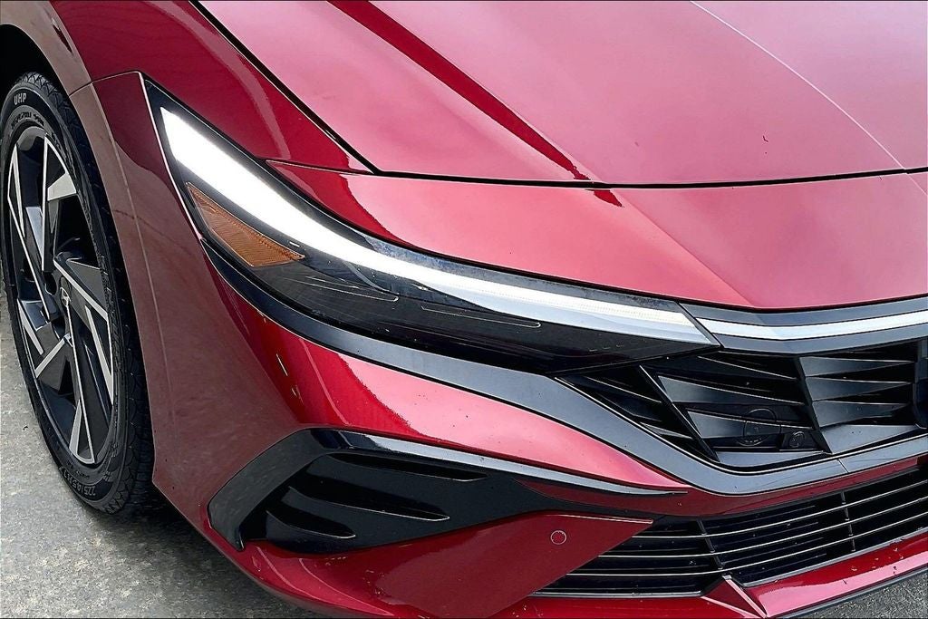2024 Hyundai Elantra Limited