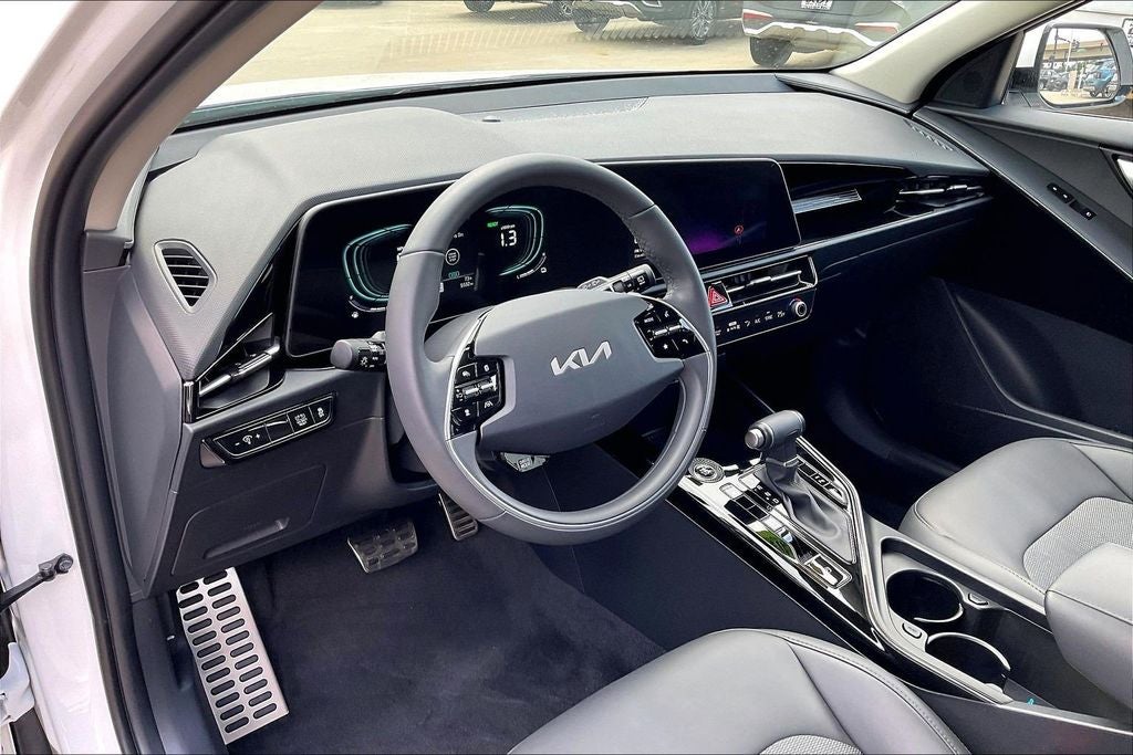 2025 Kia Niro EX Touring