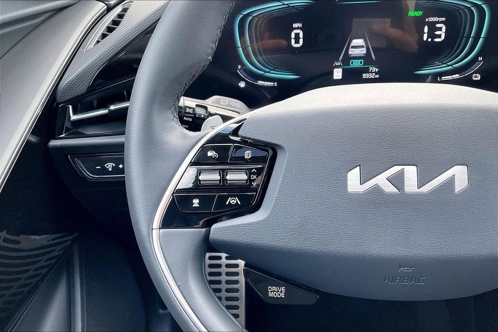 2025 Kia Niro EX Touring