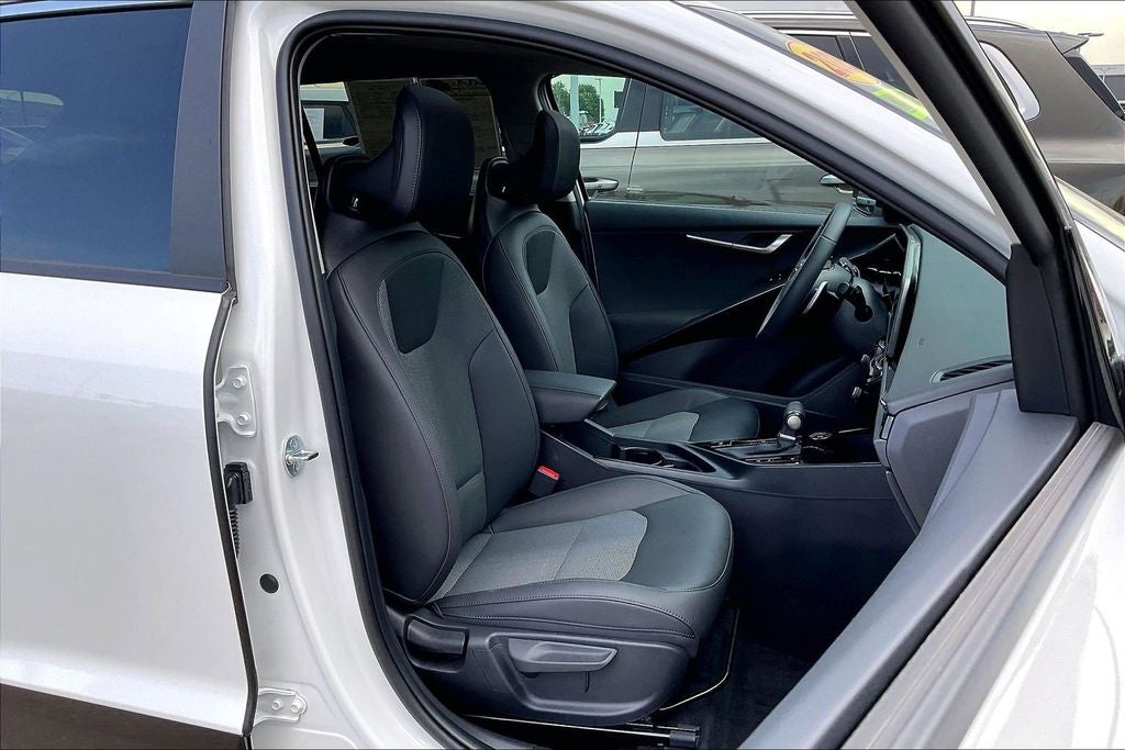 2025 Kia Niro EX Touring