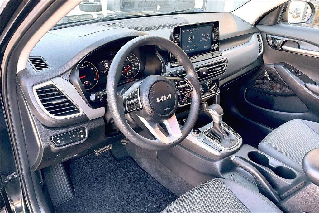 2023 Kia Seltos LX