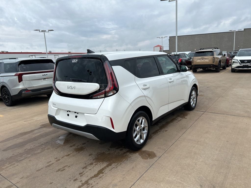 2025 Kia Soul LX
