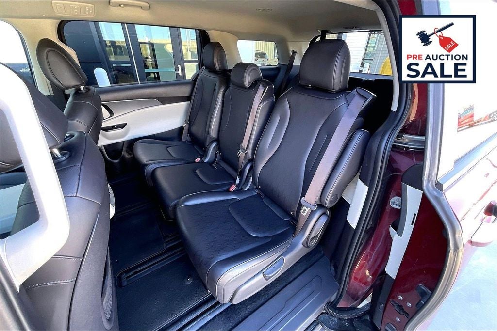 2024 Kia Carnival LX