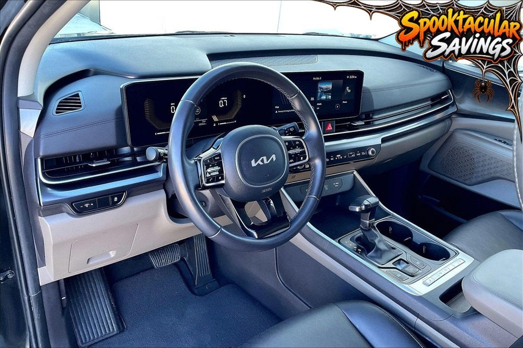 2025 Kia Carnival LXS