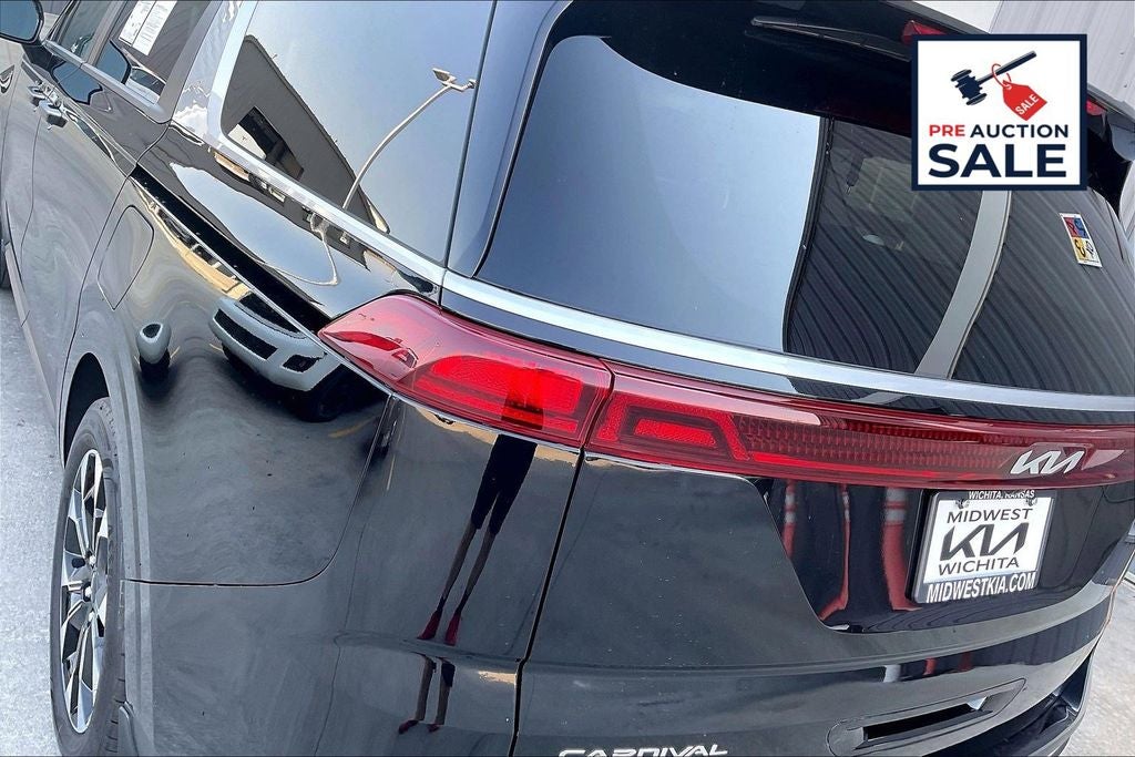 2024 Kia Carnival EX