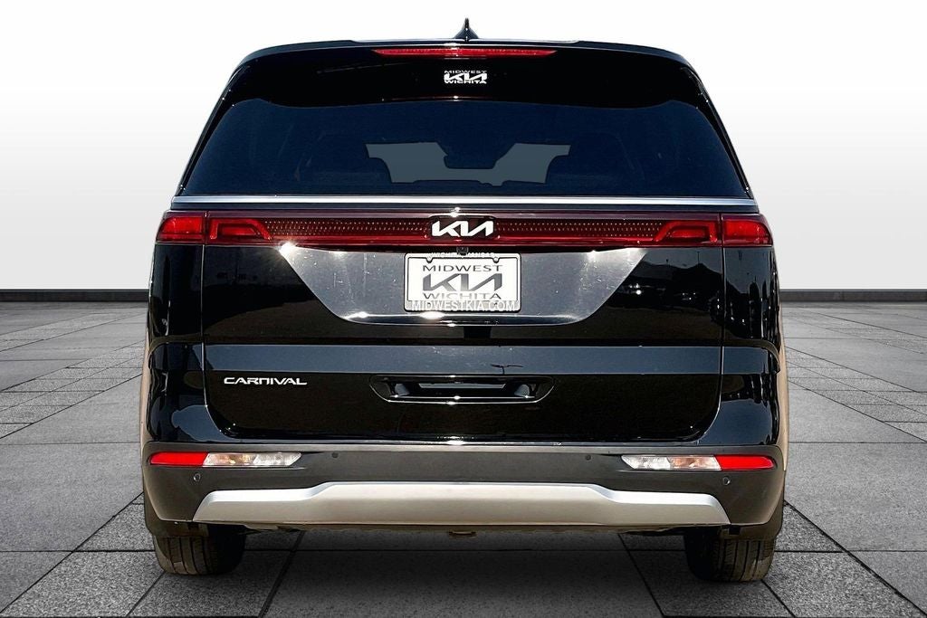 2024 Kia Carnival EX