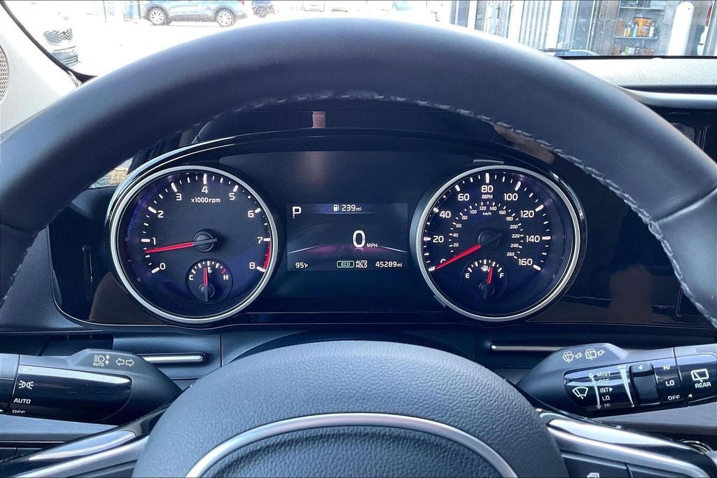 2023 Kia Carnival EX