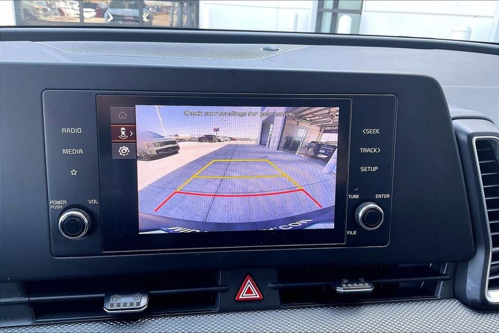 2024 Kia Sportage LX