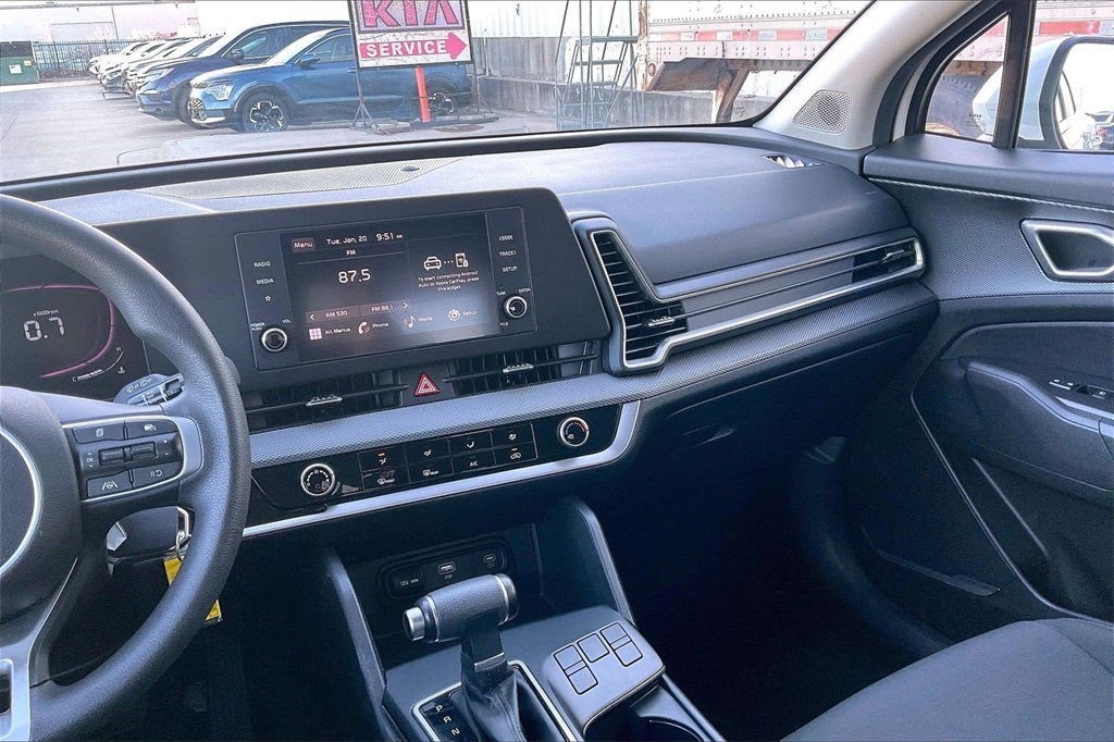 2024 Kia Sportage LX