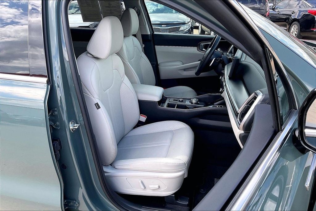 2025 Kia Sorento Hybrid EX