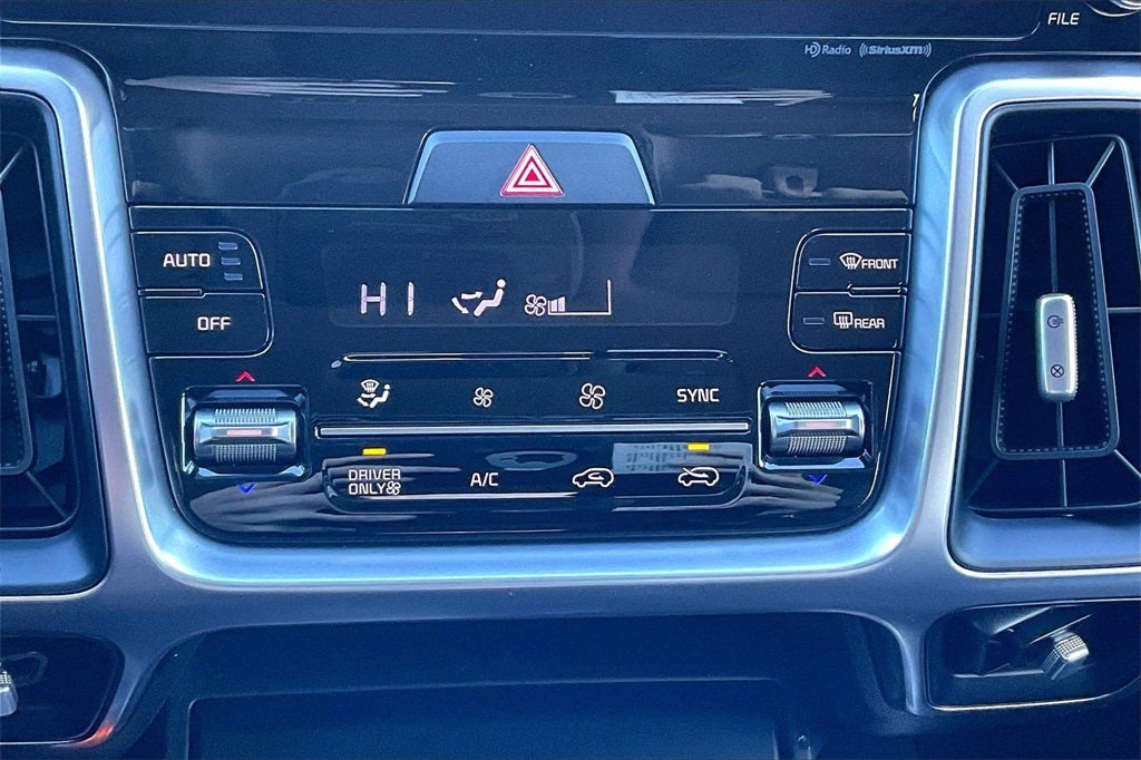 2023 Kia Sorento Hybrid EX