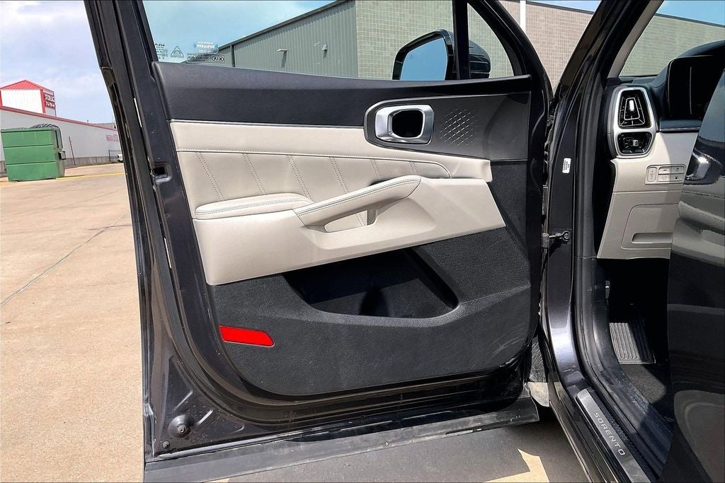 2022 Kia Sorento Plug-In Hybrid SX