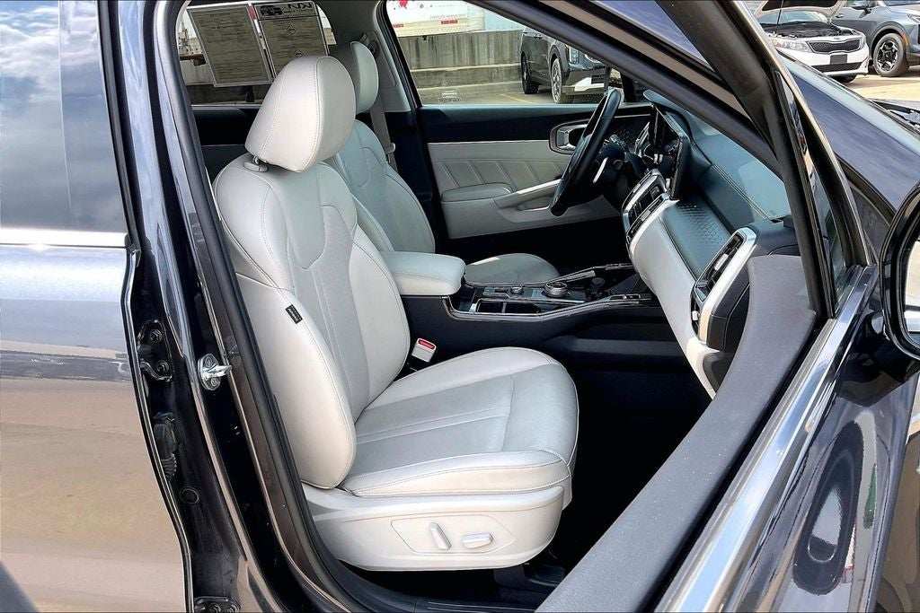 2022 Kia Sorento Plug-In Hybrid SX