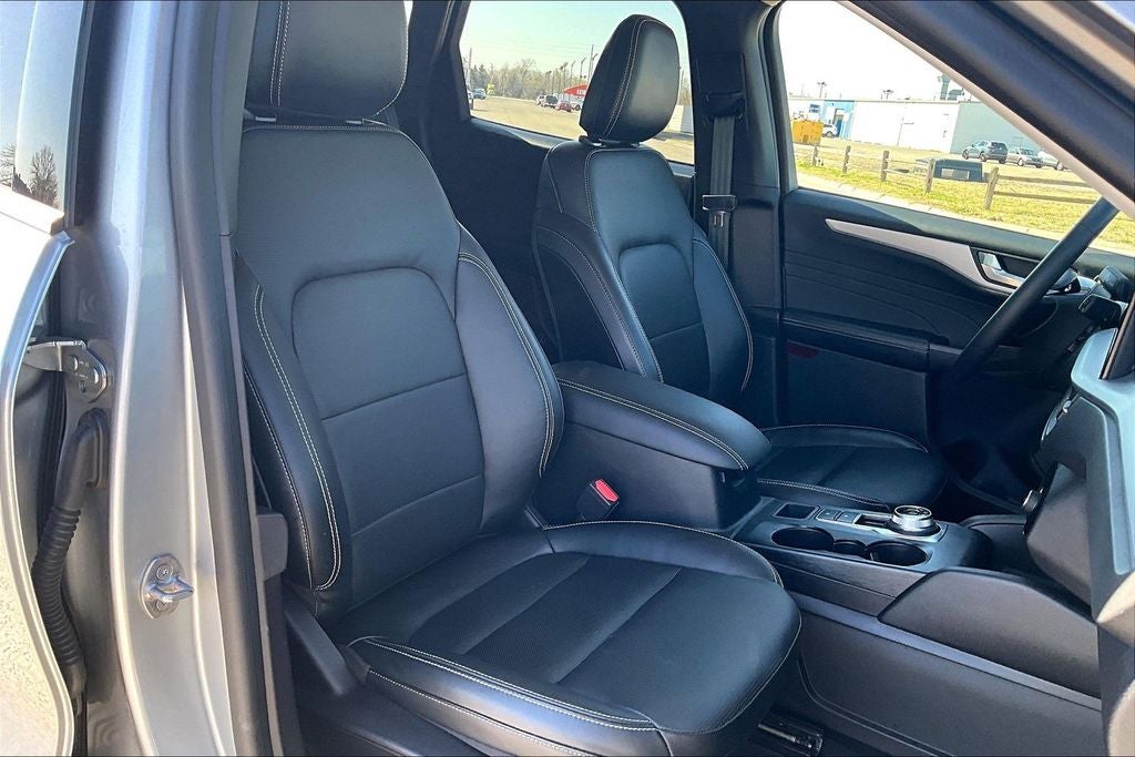 2023 Ford Escape Platinum