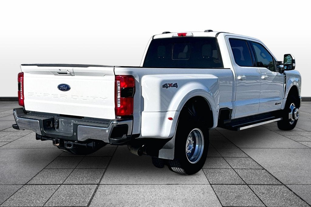 2023 Ford F-350SD Lariat