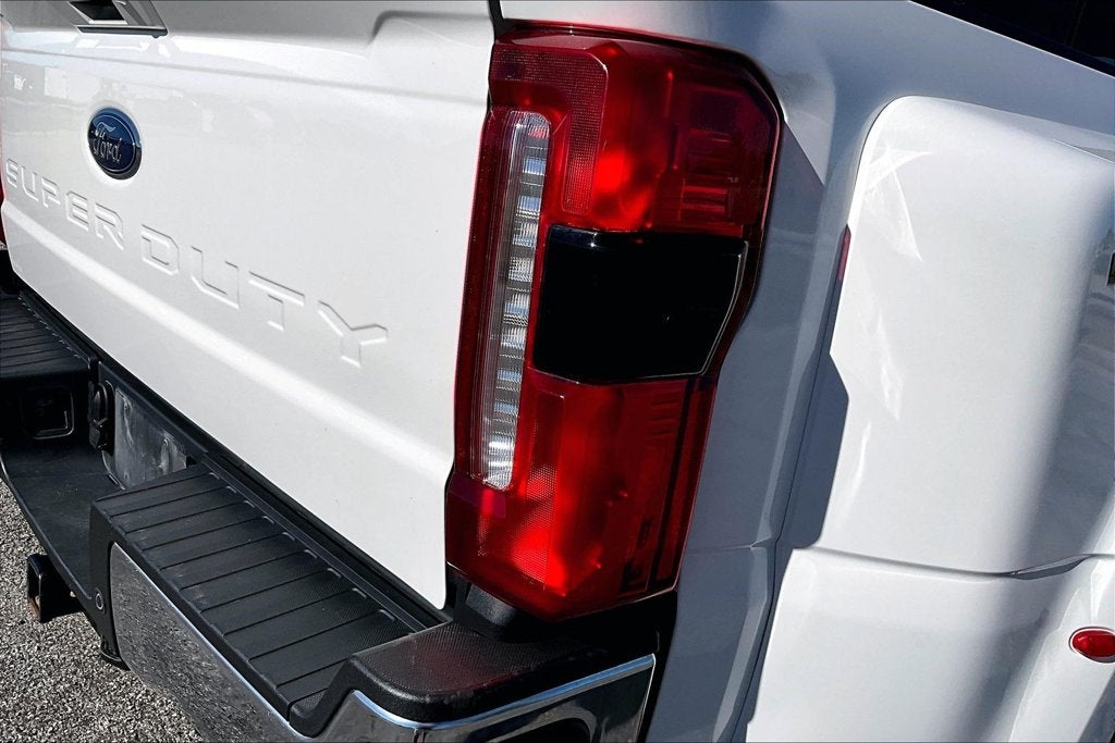 2023 Ford F-350SD Lariat