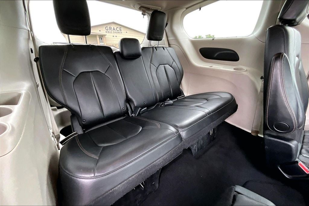 2017 Chrysler Pacifica Touring L