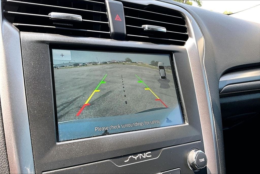 2020 Ford Fusion SE