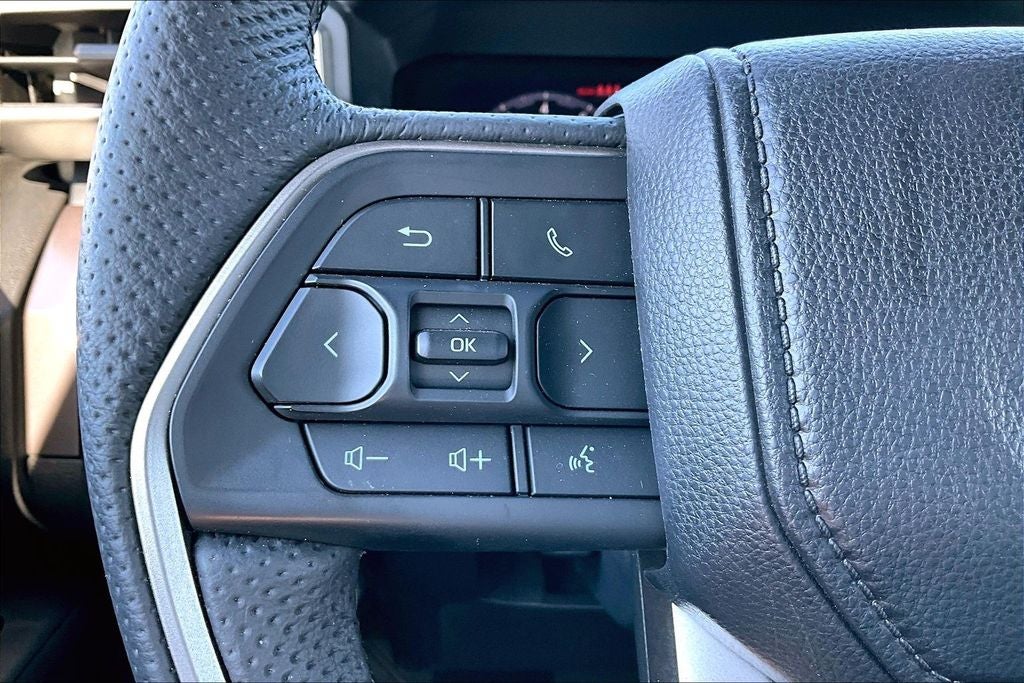 2025 Toyota Tacoma Hybrid TRD Off Road