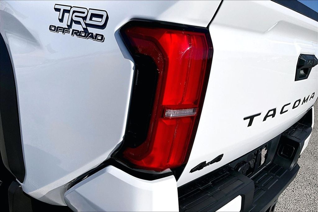 2025 Toyota Tacoma Hybrid TRD Off Road