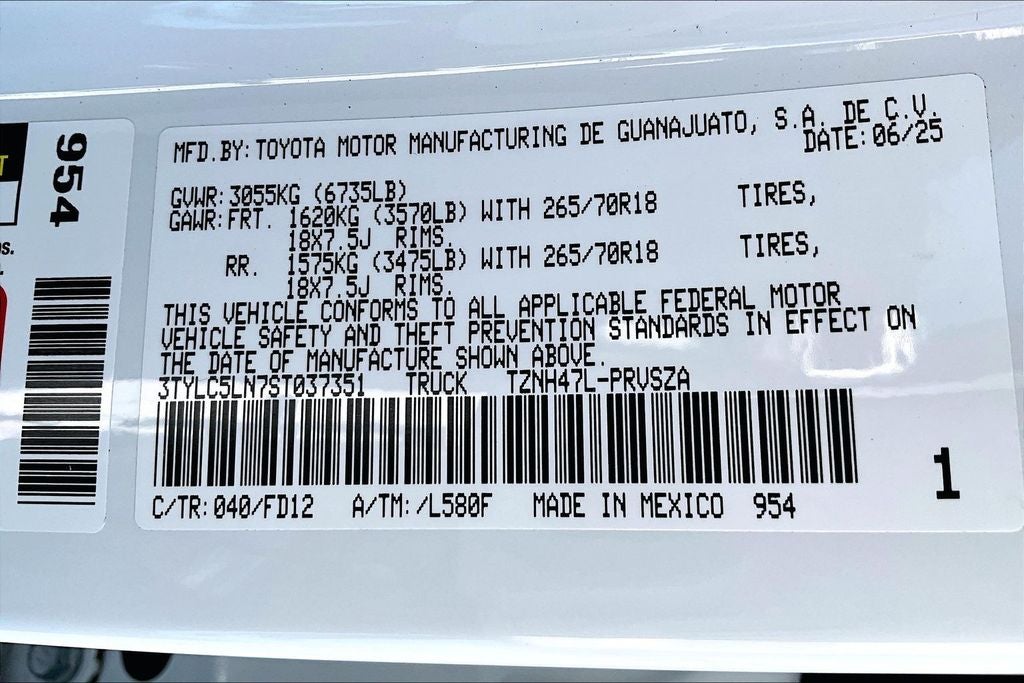 2025 Toyota Tacoma Hybrid TRD Off Road