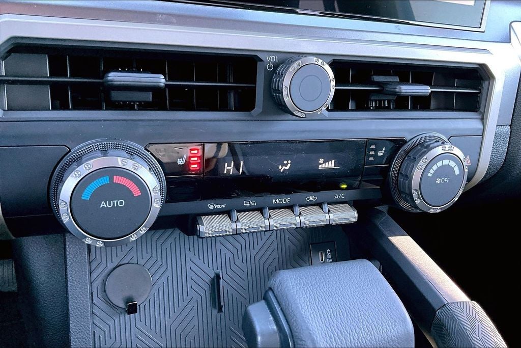 2025 Toyota Tacoma Hybrid TRD Off Road