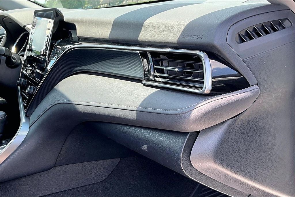 2021 Toyota Camry Hybrid LE