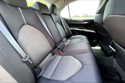 2021 Toyota Camry Hybrid LE