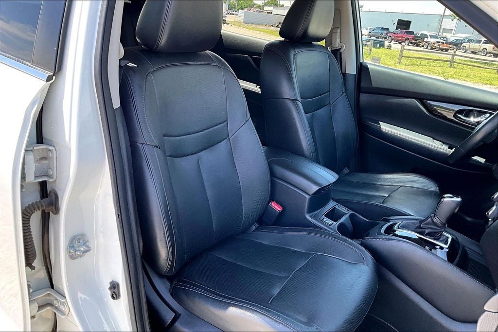 2017 Nissan Rogue SL