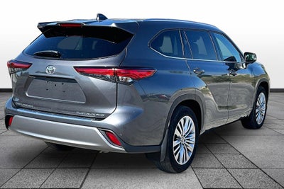 2023 Toyota Highlander Platinum