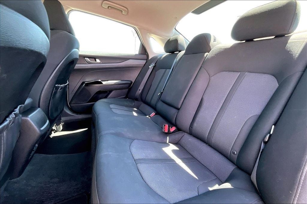 2022 Kia K5 LXS