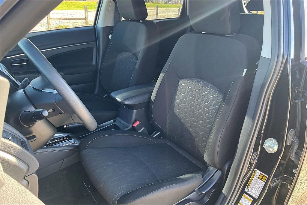 2025 Mitsubishi Outlander Sport Base