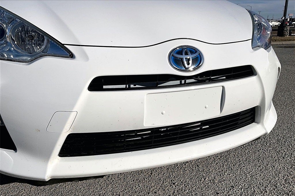 2013 Toyota Prius c Two
