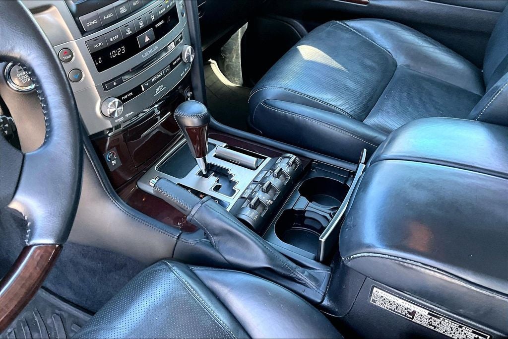 2015 Lexus LX 570