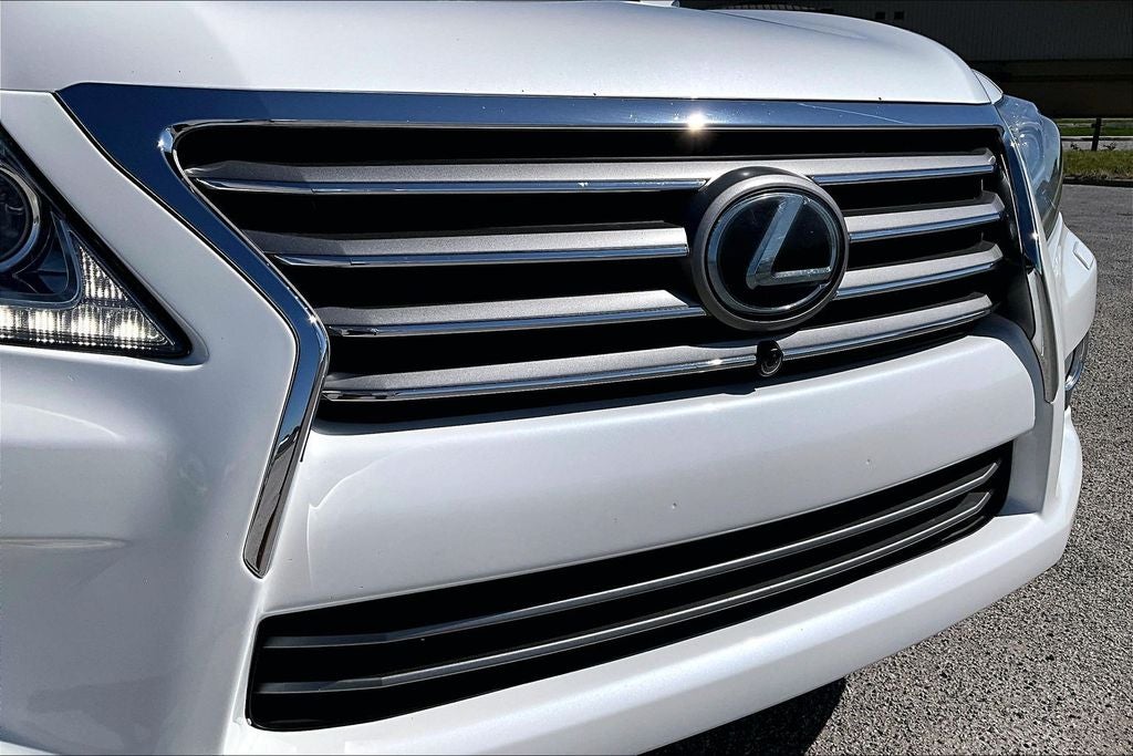 2015 Lexus LX 570