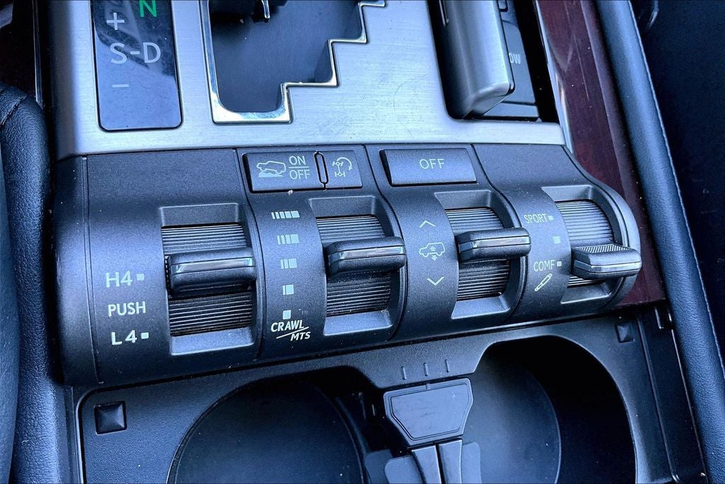 2015 Lexus LX 570