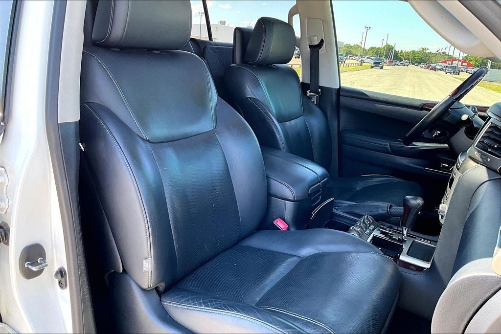 2015 Lexus LX 570