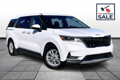 2024 Kia Carnival LX