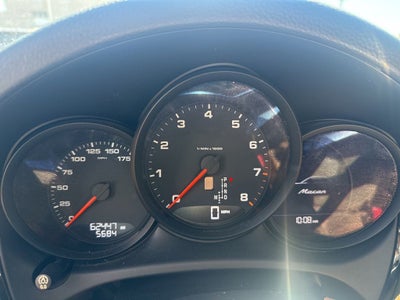 2017 Porsche Macan Base